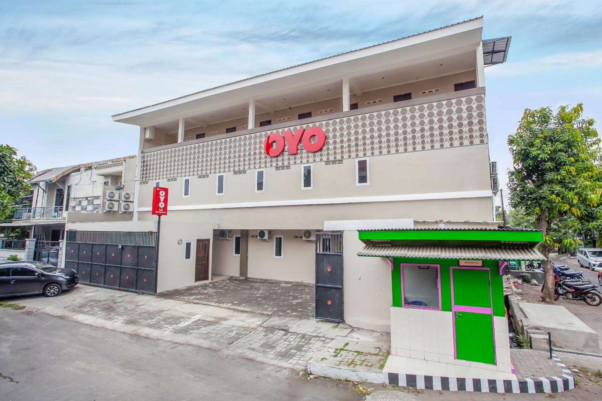 Super Oyo Capital O 134 Lg Residence Surabaya Ngoại thất bức ảnh